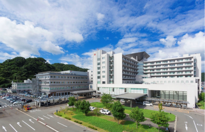 図1-福井赤十字病院 外観